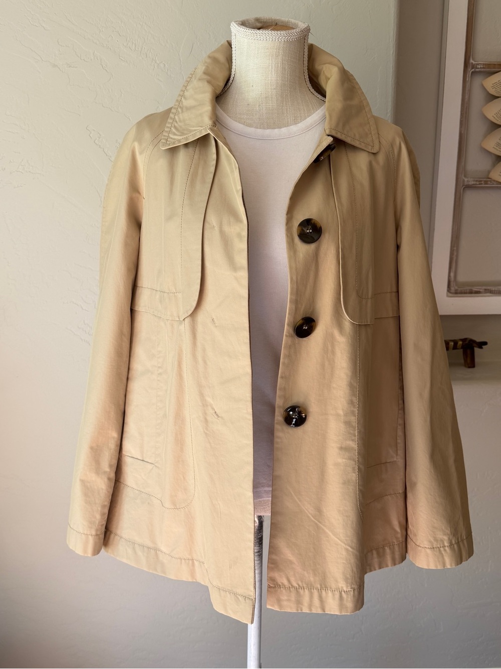 Jones New York Women's Medium Length Beige Trench Coat with Dark Buttons Size L